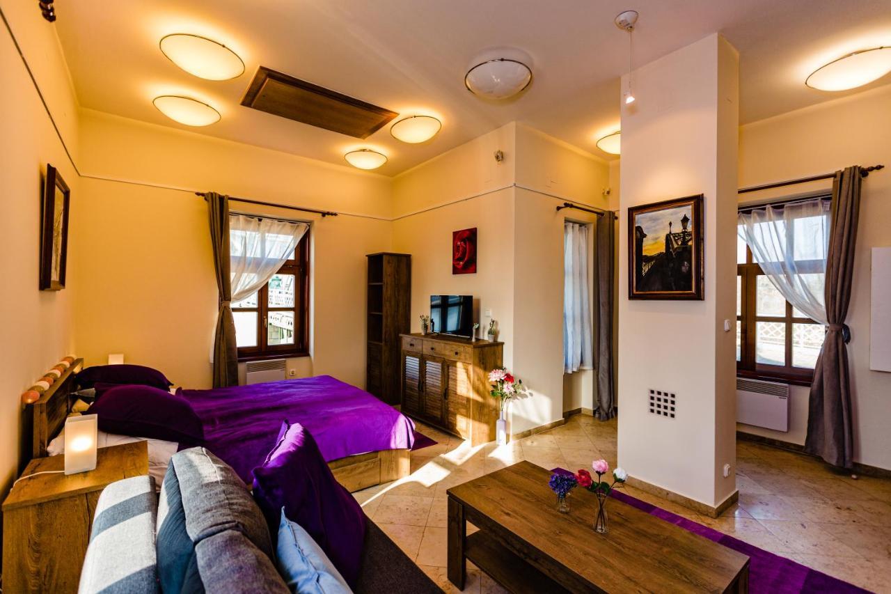 Bridge Apartment 艾斯特根 外观 照片